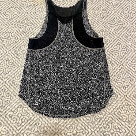 Lululemon Tank Top Women 10 Black White Sculpt II Racerback Mesh Lightweight Gym - Picture 2 of 5